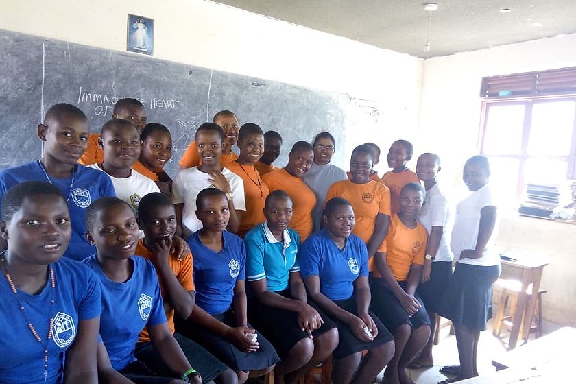A youth group photographed together after a Kiyunga Social Service Centre leadership training session.